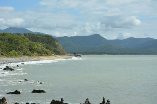 Captain Cook Highway Scenic Drive